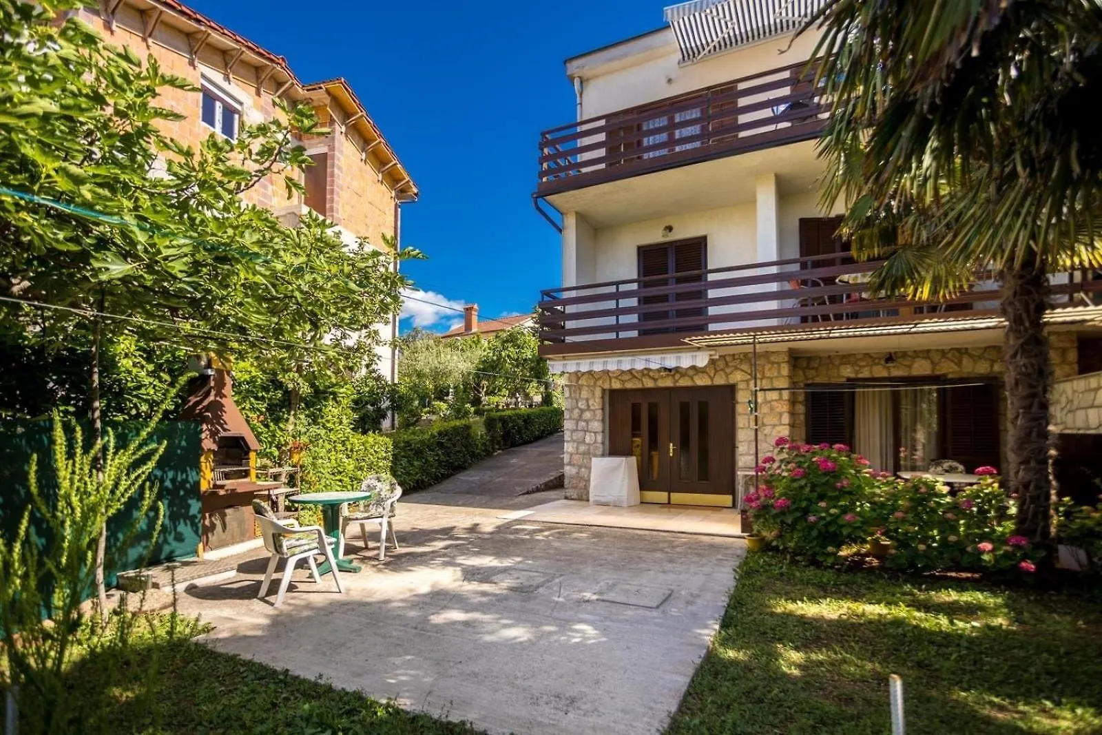 Ferienwohnung Fuer 3 Personen Ca 35 Qm In Njivice, Kvarner Bucht Krk Apartment